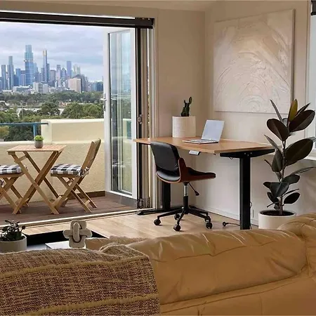 Spectacular Views Over Albert Park Melbourne Exterior photo